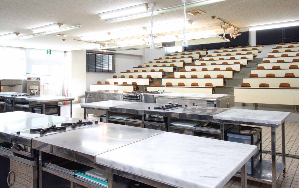 第7実習室・階段教室