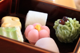 和の心を伝える『和菓子職人』になるには?老舗の多い東京の製菓学校で学べること