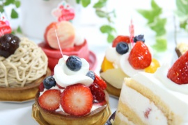 パティシエとして独立するために学ぶべきこととは?
